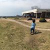 ワーキングマザーのゆううつ。私、仕事続けられる…?夏休みの親子をみかけて思う